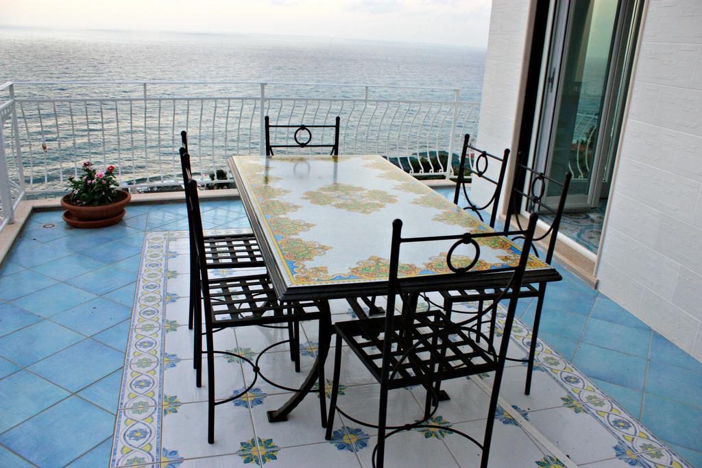 Bella Tropea Suite Стая снимка