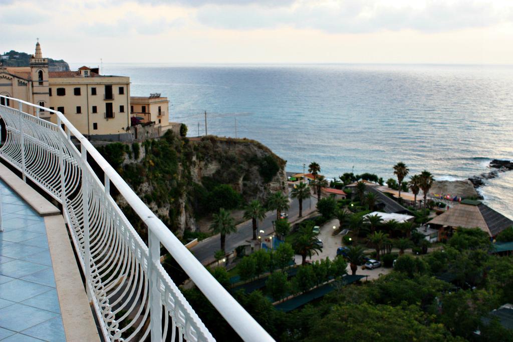 Bella Tropea Suite Стая снимка